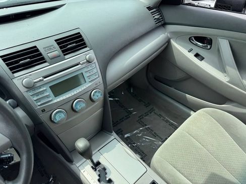 Used 2008 Toyota Camry LE FWD image 23