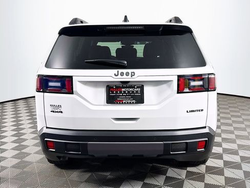 Used 2026 Jeep Cherokee Limited AWD/4WD image 6