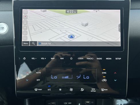 Used 2024 Hyundai Tucson Limited AWD/4WD image 4