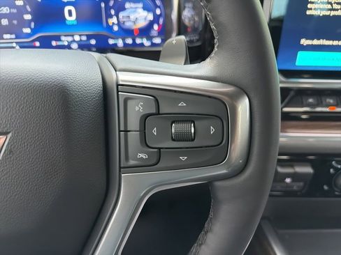 Used 2024 Chevrolet Silverado 1500 LT Trail Boss w/ LT Trail Boss Premium Package AWD/4WD image 81