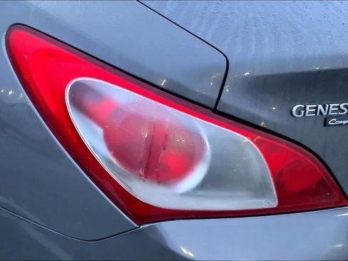 Used 2012 Hyundai Genesis 2.0T image 24