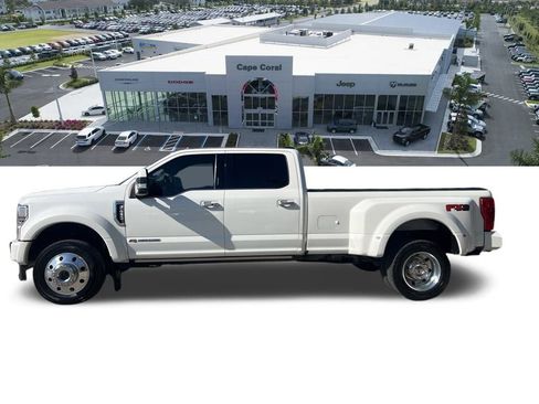 Used 2022 Ford F450 Limited w/ FX4 Off-Road Package image 37