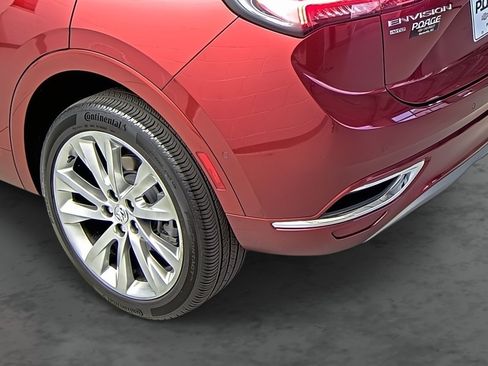 Used 2023 Buick Envision Avenir image 9