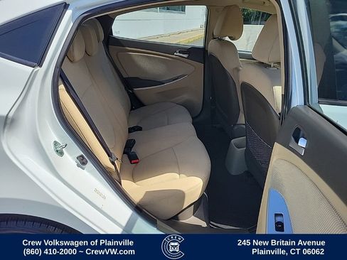 Used 2014 Hyundai Accent GLS FWD image 15