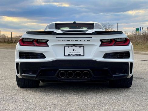 Used 2024 Chevrolet Corvette Z06 image 9