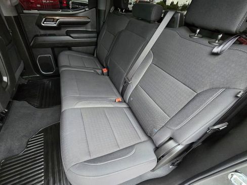 Used 2024 Chevrolet Silverado 1500 RST w/ Z71 Off-Road Package image 23