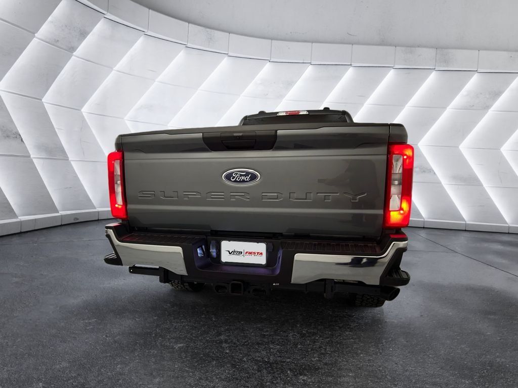 Used 2026 Ford F350 XLT AWD/4WD image 5