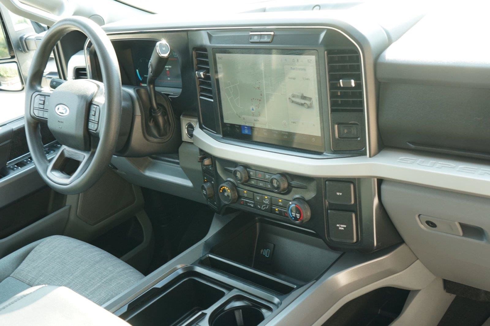 Used 2026 Ford F350 XLT w/ XLT Premium Package AWD/4WD image 26