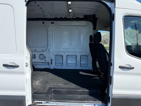 Used 2025 Ford Transit 250 250 AWD 3dr LWB Medium Roof Ca image 25
