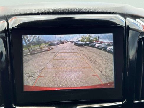 Used 2019 Chevrolet Traverse LT AWD/4WD image 32