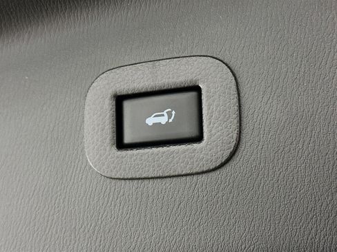 Used 2024 INFINITI QX80 Luxe image 32