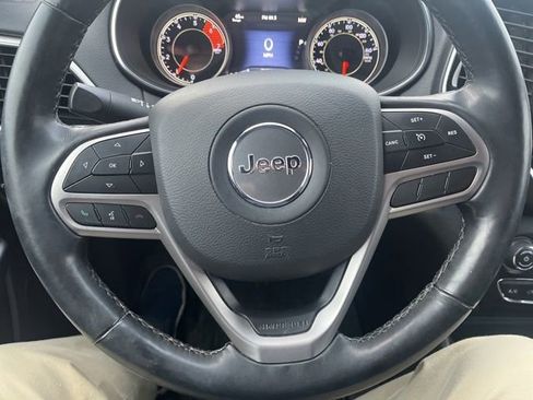 Used 2020 Jeep Cherokee High Altitude image 15