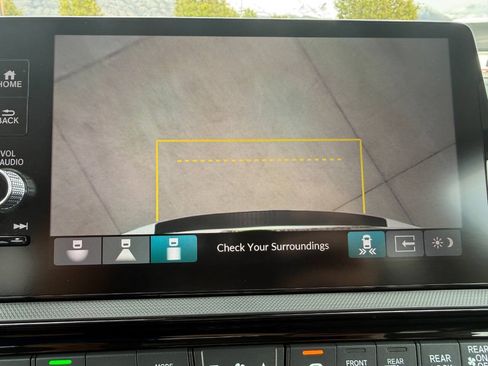 Used 2026 Honda Odyssey Elite image 46