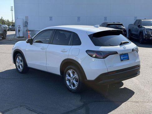 Certified 2025 Honda HR-V LX image 3