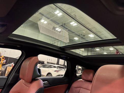 Certified 2024 Kia Sportage SX Prestige image 17