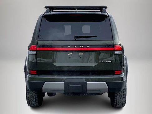 Used 2024 Lexus GX 550 image 4