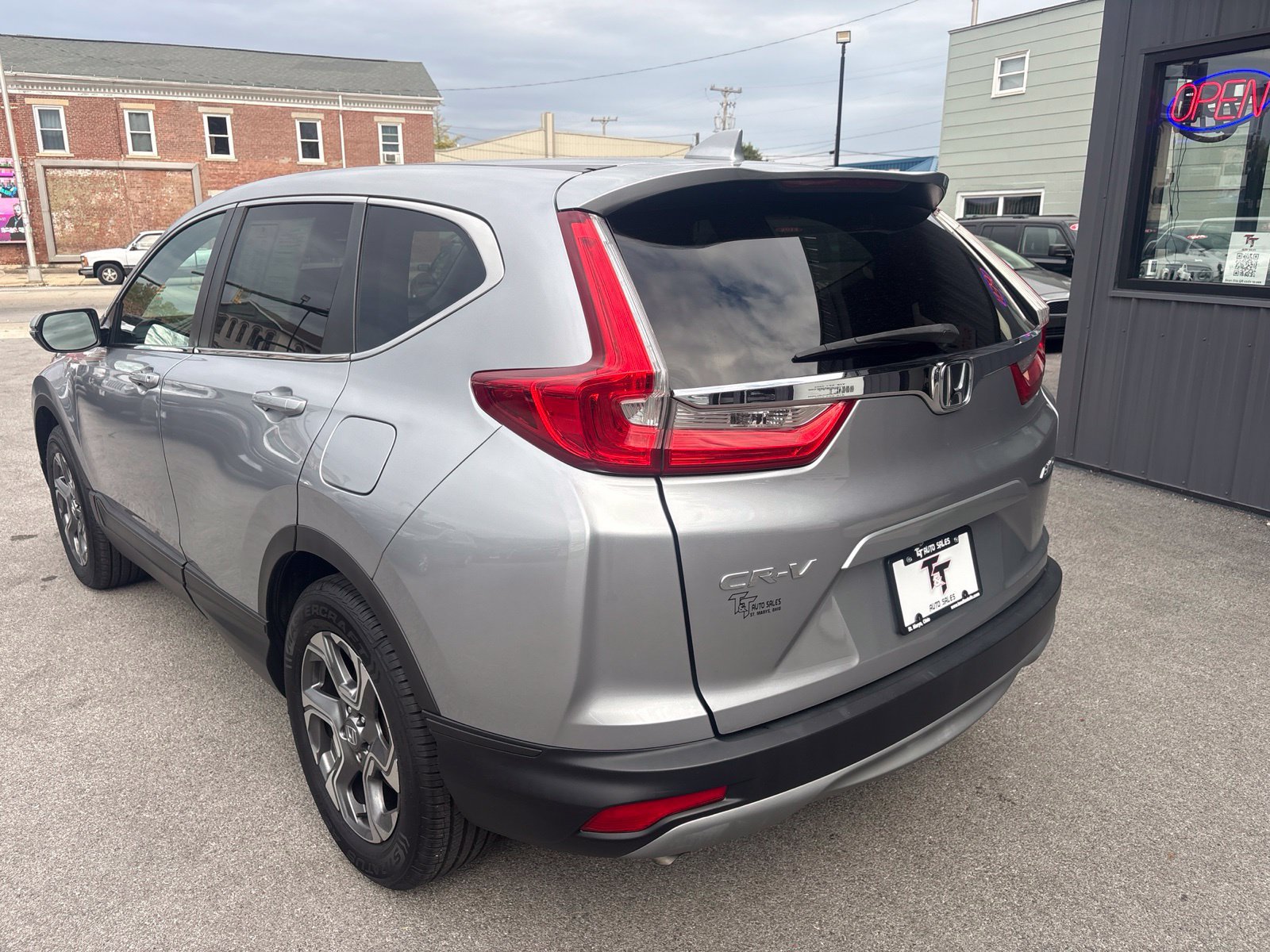 Used 2019 Honda CR-V EX image 3