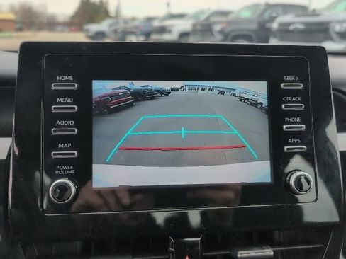 Used 2024 Toyota Camry SE image 19