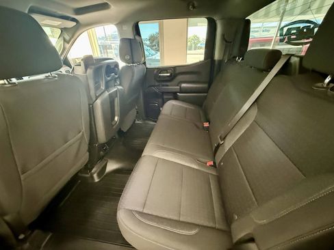 Used 2023 Chevrolet Silverado 1500 Custom AWD/4WD image 18