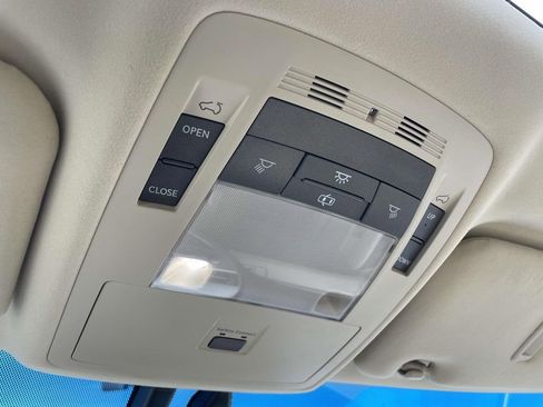 Used 2013 Lexus RX 450h AWD image 23