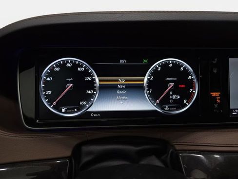Used 2016 Mercedes-Benz S 550 Sedan image 21