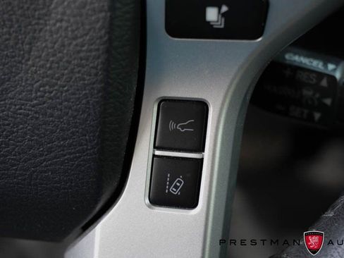 Used 2020 Toyota Tundra Limited image 30