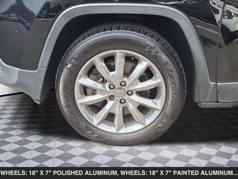 Used 2017 Jeep Cherokee Limited AWD/4WD image 9