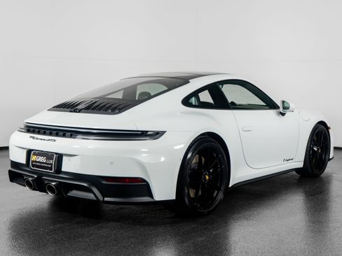 Used 2025 Porsche 911 Carrera 4 GTS image 10