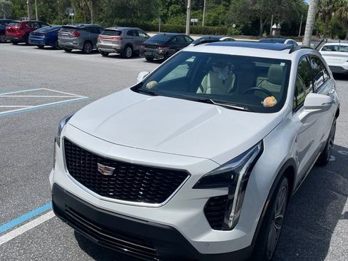 Used 2023 Cadillac XT4 Sport FWD image 1