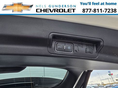 Used 2025 Ford Explorer ST AWD/4WD image 12
