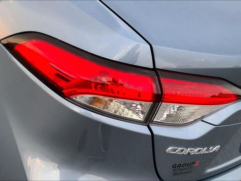 Used 2025 Toyota Corolla LE FWD image 27