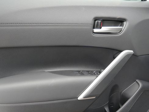 New 2026 Toyota Corolla Cross XLE image 6