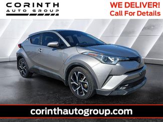 Used 2018 Toyota C-HR XLE FWD video 1