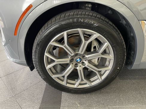 Used 2023 BMW X7 xDrive40i w/ Executive Package AWD/4WD image 22