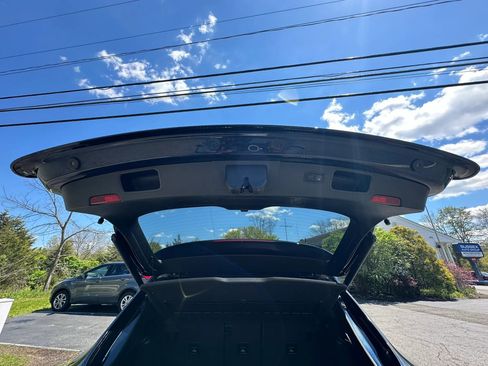 Used 2017 Porsche Macan AWD/4WD image 36
