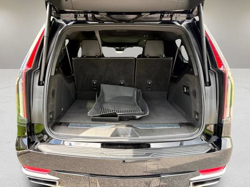 Certified 2024 Cadillac Escalade ESV Premium Luxury RWD image 16