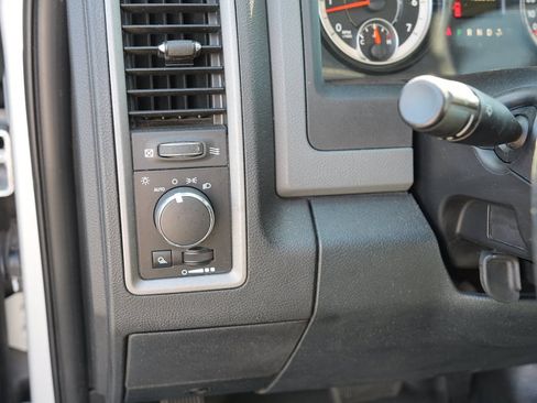Used 2016 RAM 1500 Tradesman w/ Popular Equipment Group AWD/4WD image 16