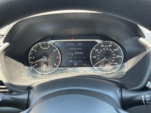 Used 2022 Nissan Altima 2.5 SV FWD image 12