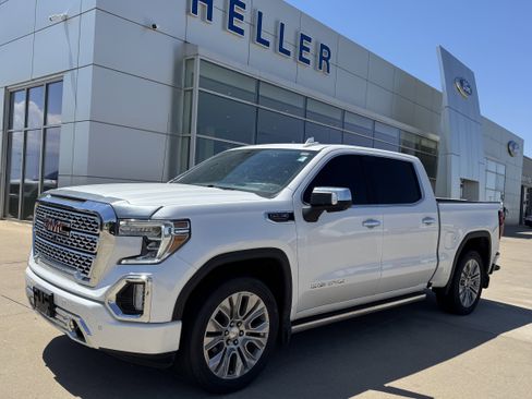 Used 2021 GMC Sierra 1500 Denali w/ Denali Ultimate Package AWD/4WD image 3