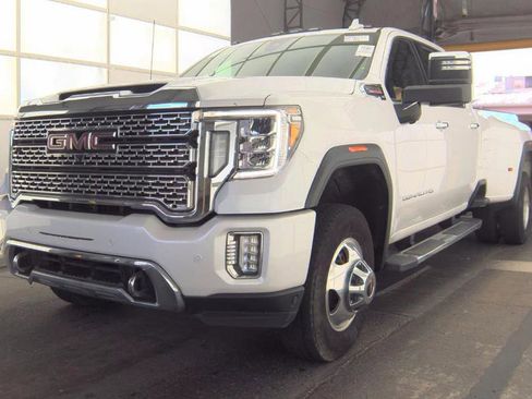 Used 2020 GMC Sierra 3500 Denali w/ Denali Ultimate Package AWD/4WD image 4