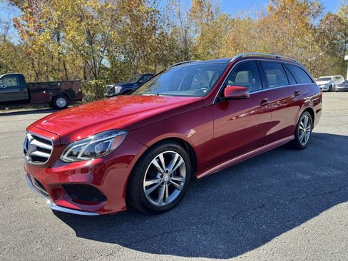 Used 2014 Mercedes-Benz E 350 4MATIC Wagon image 22