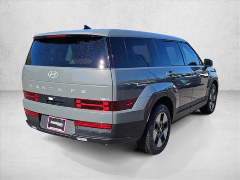 New 2026 Hyundai Santa Fe SE image 2