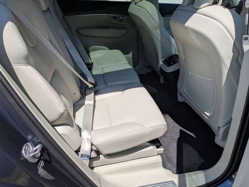 Used 2024 Volvo XC90 B5 Plus w/ Protection Package Premier AWD/4WD image 33