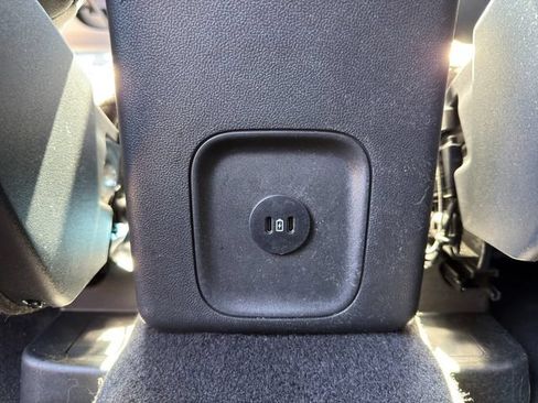 Used 2025 Ford Escape ST-Line w/ Equipment Group 301A FWD image 16