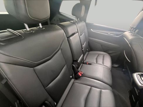 Used 2024 Cadillac XT6 Luxury FWD image 18
