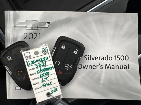 Used 2021 Chevrolet Silverado 1500 LT Trail Boss w/ Bed Protection Package AWD/4WD image 29