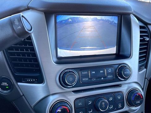 Used 2020 GMC Yukon Denali w/ Denali Premium Package image 23