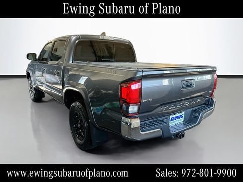 Used 2021 Toyota Tacoma SR5 RWD image 5