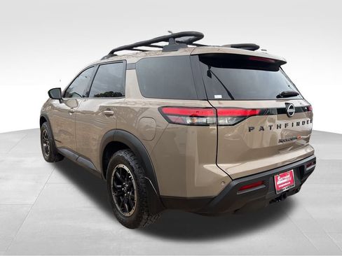 Used 2024 Nissan Pathfinder Rock Creek image 13