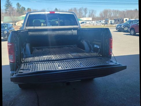 Used 2015 Ford F150 XLT w/ Equipment Group 302A Luxury AWD/4WD image 12
